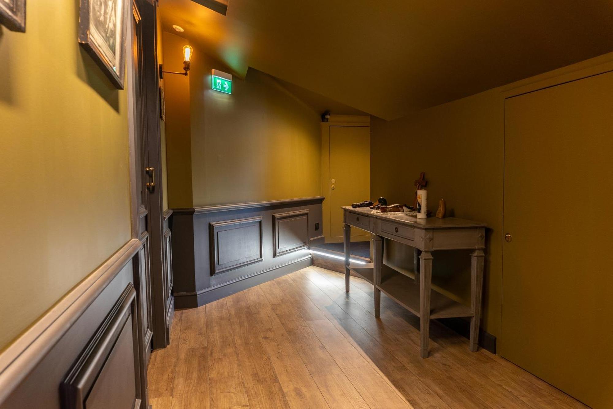 Castel Bois Marie, Maison D'Hotes Montauban Exterior foto The bar at the back of the stage