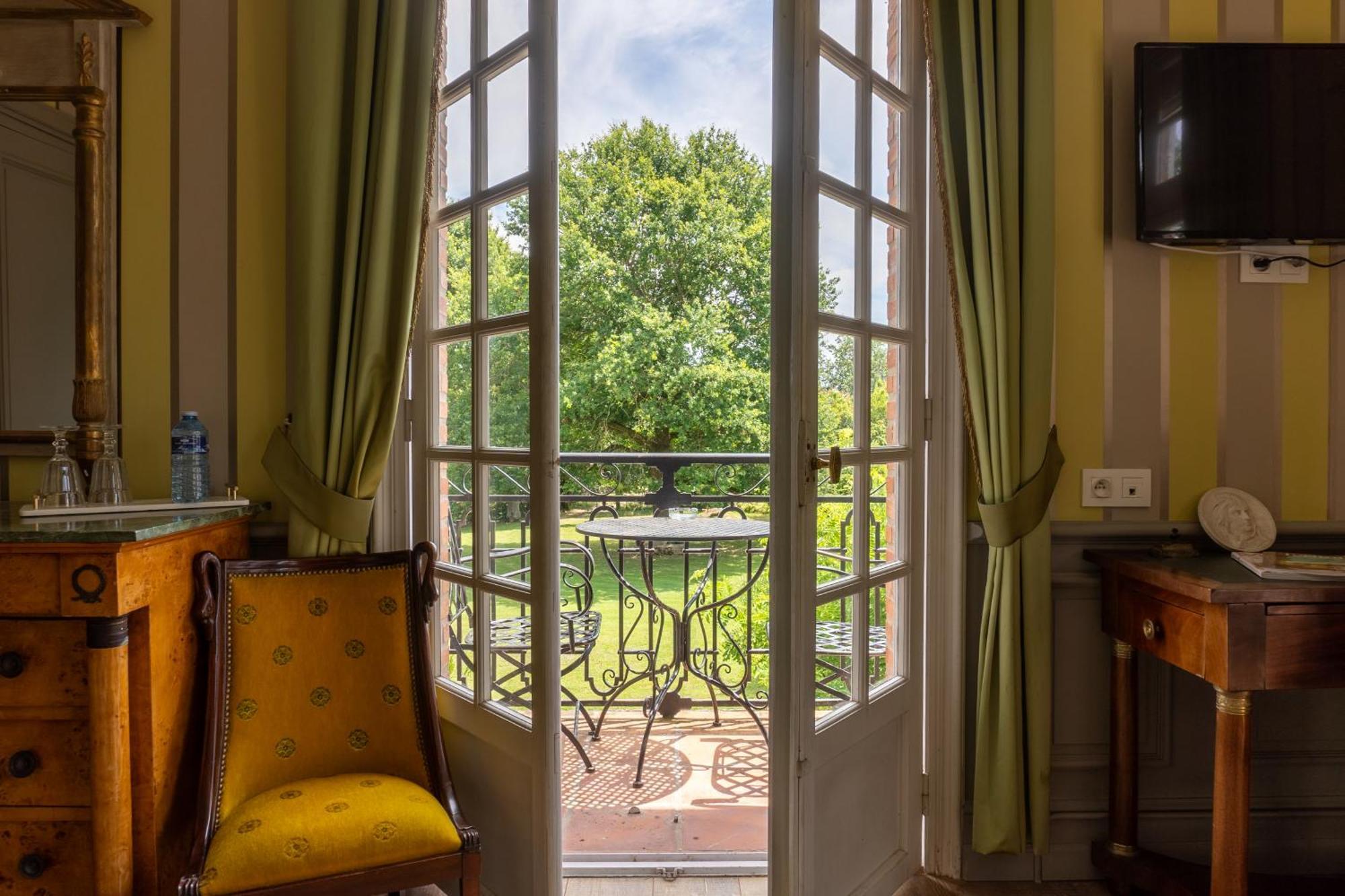 Castel Bois Marie, Maison D'Hotes Montauban Exterior foto A room at the hotel